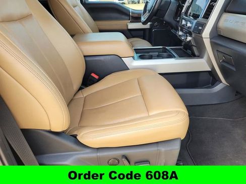 Used 2022 Ford F250 Lariat w/ Lariat Ultimate Package image 25