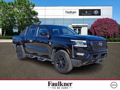 Used 2023 Nissan Frontier SV w/ Midnight Edition Package