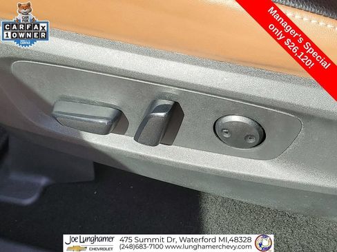 Used 2024 Nissan Pathfinder Platinum w/ Cargo Package AWD/4WD image 38