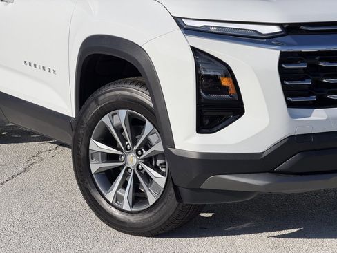 New 2026 Chevrolet Equinox LT w/ Safety and Technology Package image 6