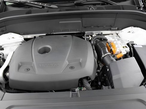 New 2025 Volvo XC90 T8 Ultra w/ Protection Package Premier image 14