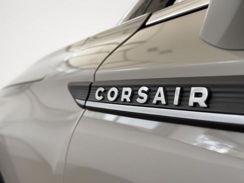 Used 2020 Lincoln Corsair FWD w/ Equipment Group 101A image 32