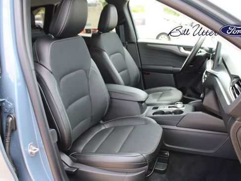 New 2025 Ford Escape Base image 7