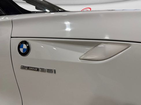 Used 2009 BMW Z4 sDrive35i image 25