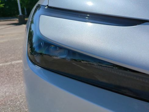New 2026 Toyota Prius Plug-In Hybrid FWD image 10