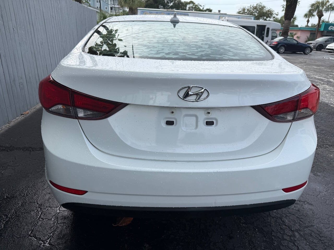 Used 2016 Hyundai Elantra SE FWD image 13