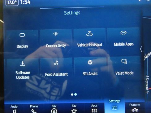 Used 2023 Ford F150 Lariat w/ Equipment Group 502A High image 19