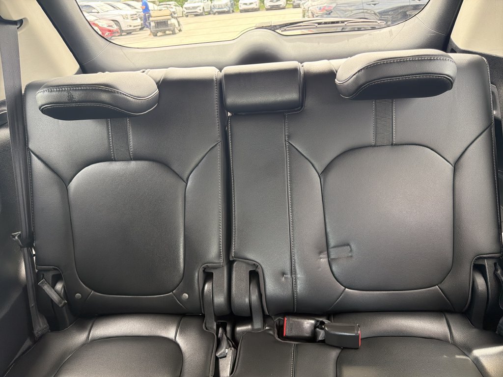Used 2024 Honda Pilot EX-L image 15