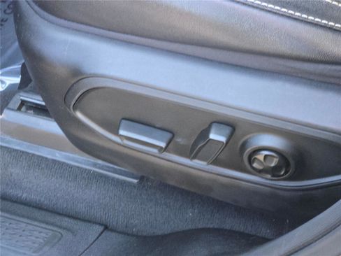 Certified 2024 Jeep Grand Cherokee Limited image 27