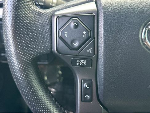 Used 2021 Toyota Tacoma TRD Sport image 22