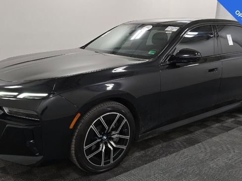 Used 2025 BMW 760i xDrive 760i xDrive w/ Executive Package image 1