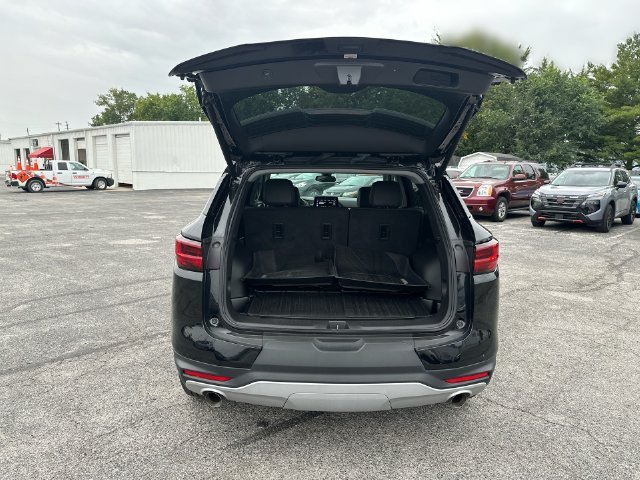 Used 2024 Chevrolet Blazer LT w/ Midnight/Sport Edition FWD image 28