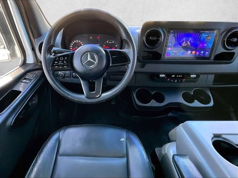 Used 2020 Mercedes-Benz Sprinter 2500 image 7