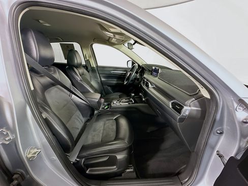 Used 2020 MAZDA CX-5 Touring FWD image 32