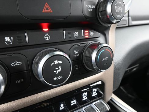 Used 2022 RAM 1500 Laramie image 27