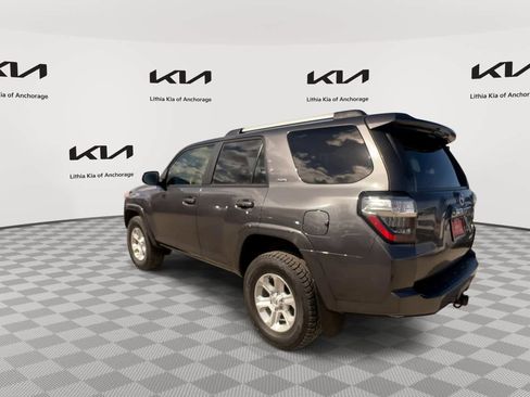 Used 2023 Toyota 4Runner SR5 AWD/4WD image 7