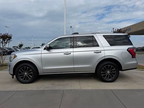 Used 2019 Ford Expedition Limited w/ Equipment Group 301A RWD image 9