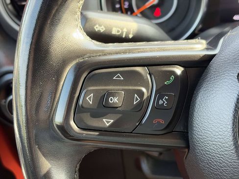 Used 2019 Jeep Wrangler Sport AWD/4WD image 22
