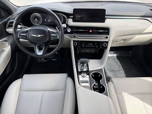 Used 2025 Genesis G70 2.5T AWD/4WD image 2