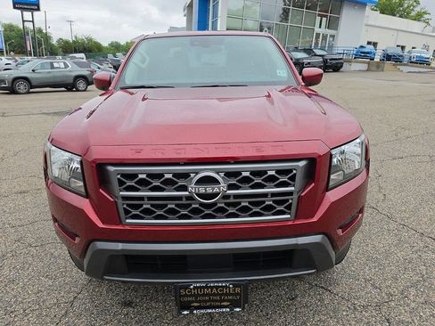 Used 2022 Nissan Frontier SV AWD/4WD image 8