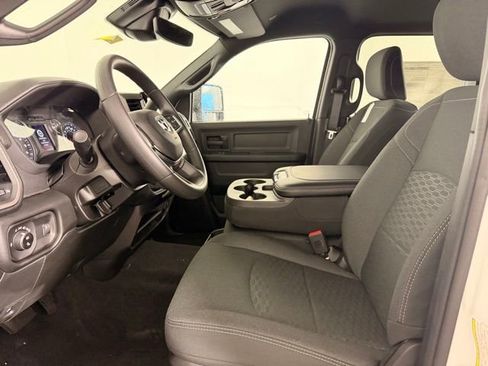 New 2026 RAM 2500 Tradesman AWD/4WD image 18