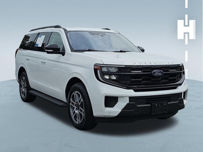 Used 2025 Ford Expedition Active