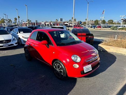 Used 2015 FIAT 500 Pop image 2