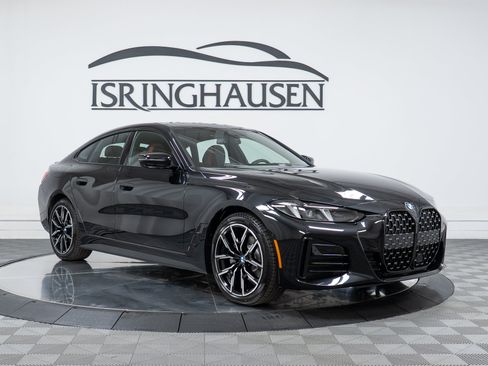 New 2026 BMW 430i xDrive w/ M Sport Package AWD/4WD image 3