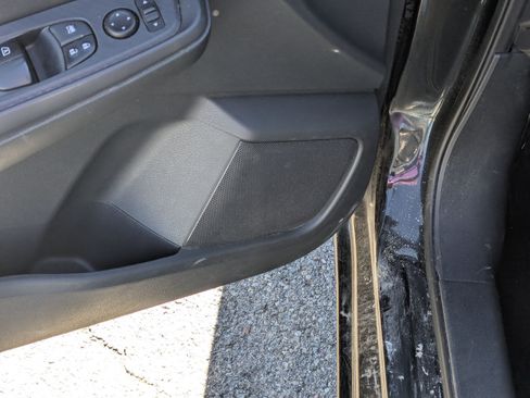 Used 2021 Nissan Sentra SV image 15