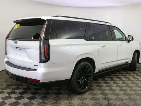 Used 2024 Cadillac Escalade ESV Sport Platinum w/ LPO, ONYX Package image 14