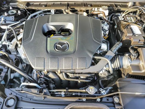Used 2025 MAZDA CX-30 AWD 2.5 S w/ Premium Package image 24