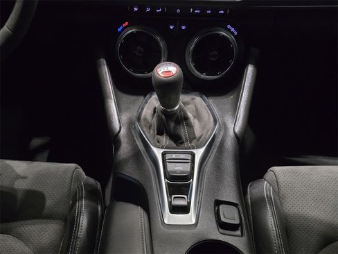 Used 2020 Chevrolet Camaro SS image 21