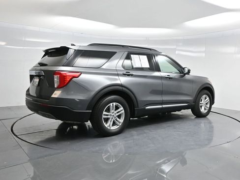 Used 2022 Ford Explorer XLT w/ Equipment Group 202A image 36