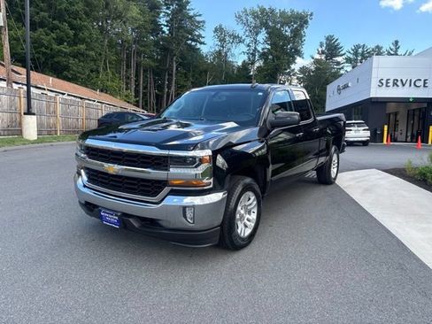 Used 2019 Chevrolet Silverado 1500 LT w/ All Star Edition AWD/4WD image 3
