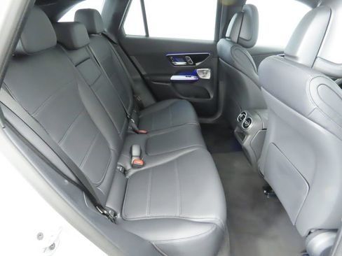 Certified 2025 Mercedes-Benz GLC 300 image 22