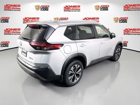 Used 2023 Nissan Rogue SV w/ SV Premium Package AWD/4WD image 17