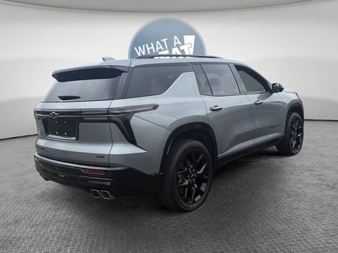 Used 2024 Chevrolet Traverse RS w/ LPO, Floor Liner Package AWD/4WD image 3