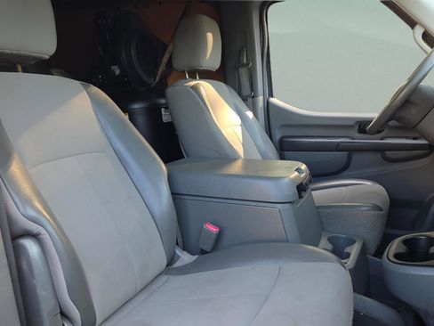 Used 2014 Nissan NV 3500 SV w/ Technology Package image 15