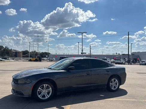 Used 2023 Dodge Charger SXT RWD image 12