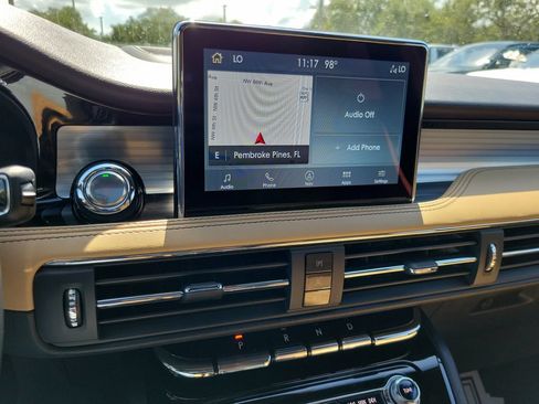 Certified 2022 Lincoln Corsair Reserve w/ Sport Package AWD/4WD image 23
