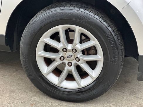 Used 2013 Ford Edge SE FWD image 4