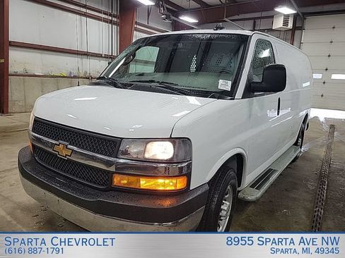 Used 2024 Chevrolet Express 2500 w/ Driver Convenience Package RWD image 2