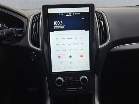 Certified 2022 Ford Edge SEL w/ Convenience Package image 17