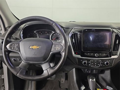 Certified 2020 Chevrolet Traverse Premier image 9