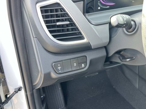 New 2026 Kia Seltos LX image 24