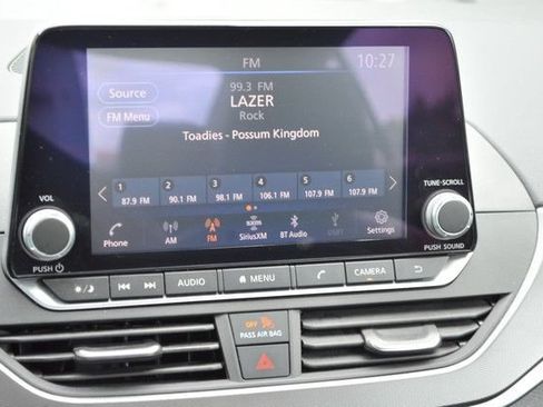 Used 2024 Nissan Altima 2.5 SR FWD image 31