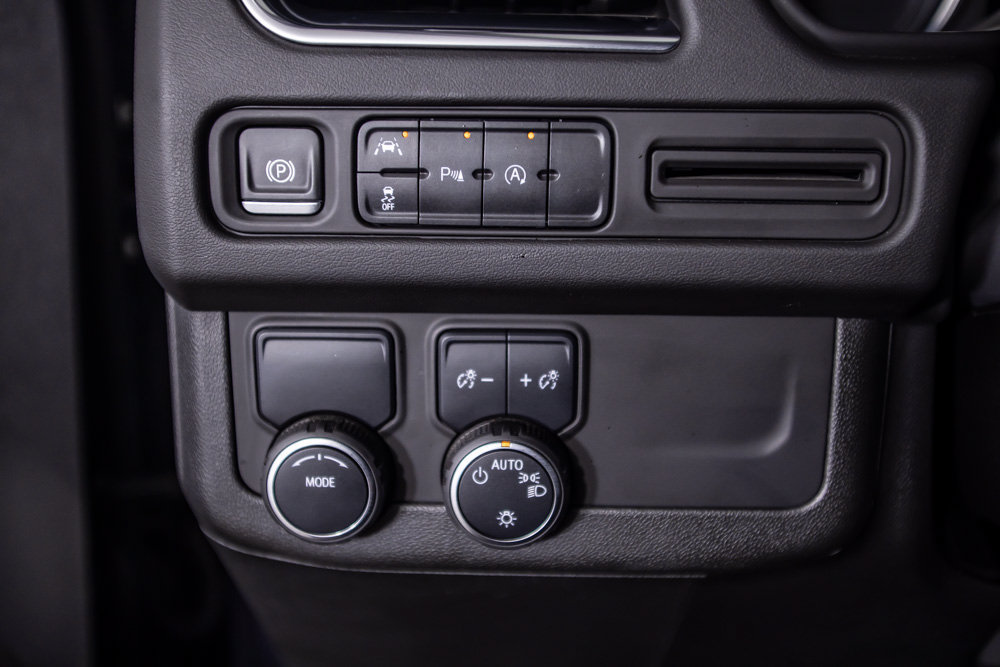 Used 2024 Chevrolet Tahoe LS RWD image 34