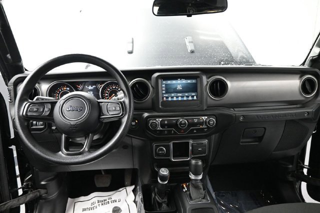 Used 2022 Jeep Wrangler Unlimited Sport AWD/4WD image 18