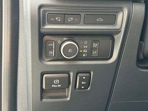 Used 2022 Ford F150 Platinum image 27