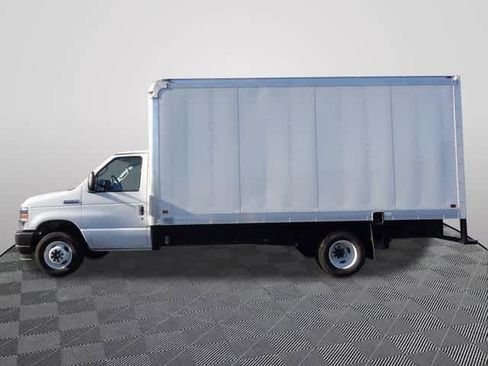 New 2024 Ford E-450 and Econoline 450 Super Duty image 2